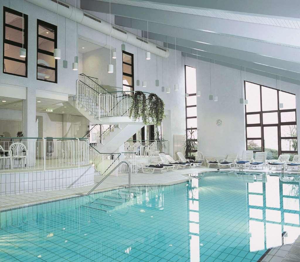 Trans World Hotel Kranichhoehe 머치 시설 사진