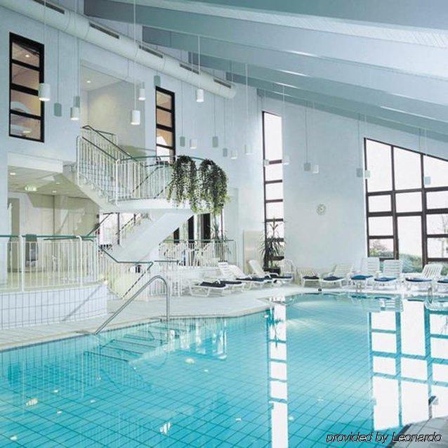 Trans World Hotel Kranichhoehe 머치 시설 사진